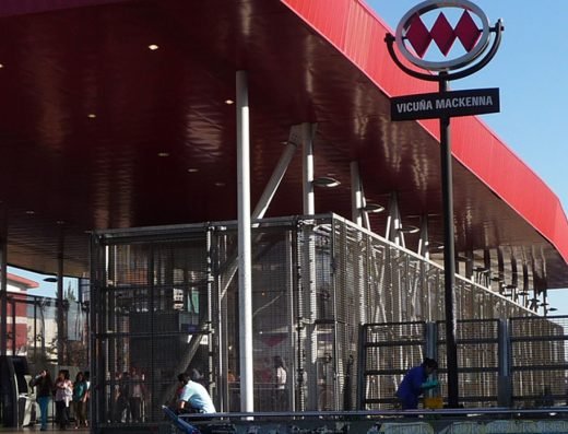 Metro Vicuña Mackenna