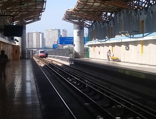 Metro Santa Julia